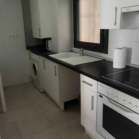 A H Garbi Con Parking Apartment