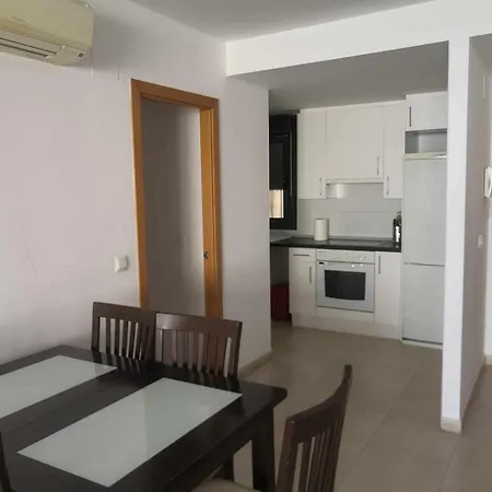 A H Garbi Con Parking Apartment